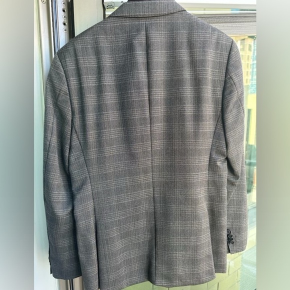 Hugo Boss Blazer - Picture 2 of 5